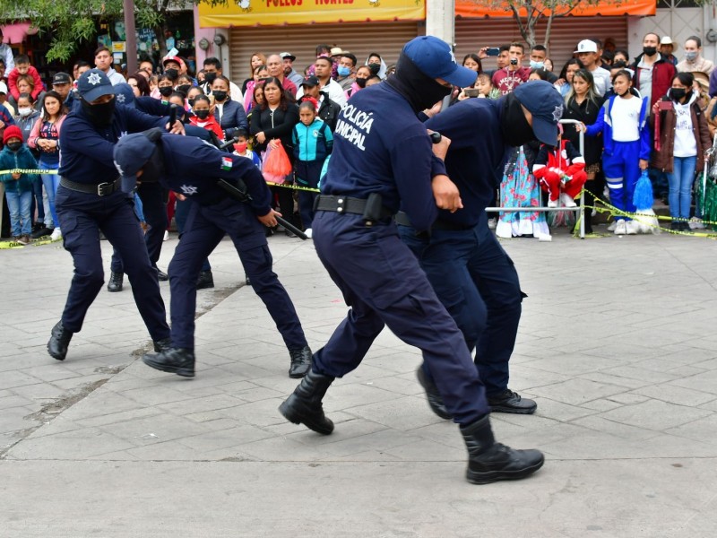 Conmemoran en Ezequiel Montes la Revolución Mexicana con desfile