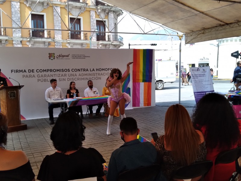 Conmemoran en Nayarit día contra la homofobia