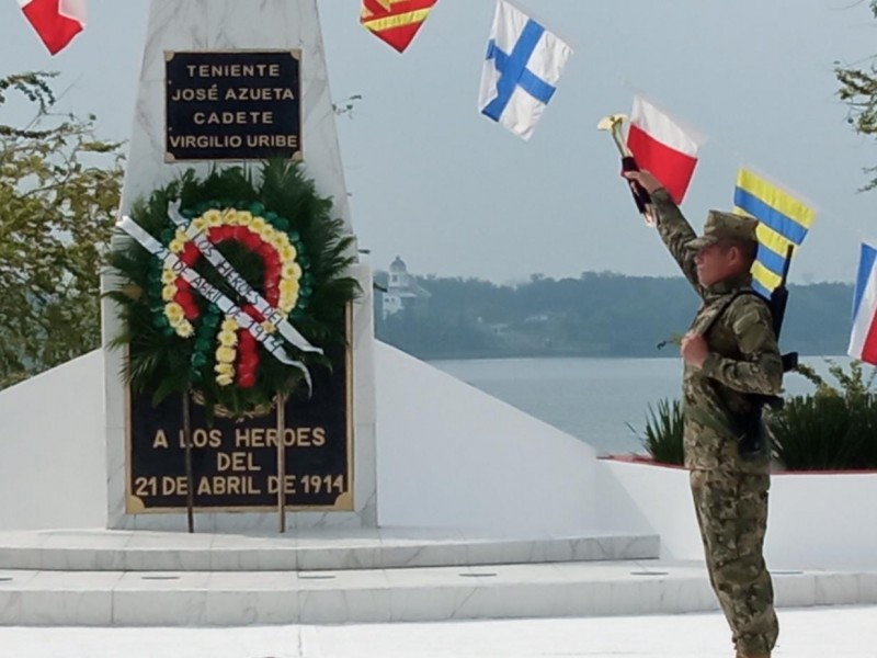 Conmemoran Gesta Heroica del 21 de abril en Tuxpan