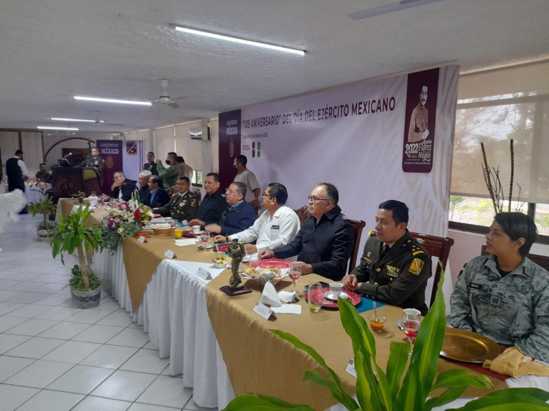 Conmemoraron en Tuxpan el 109 aniversario del Ejército Mexicano