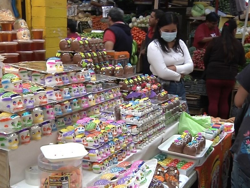 Conozca los precios de los productos para una ofrenda