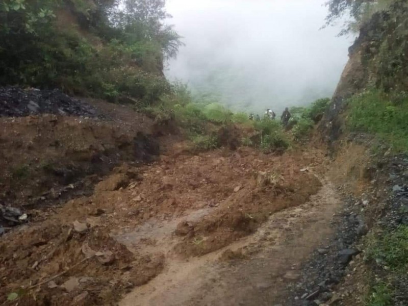 Constantes lluvias dejan daños en la Sierra Negra