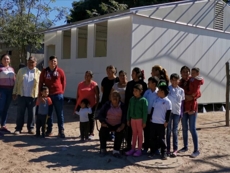 Construcción de escuela, una oportunidad para superarnos