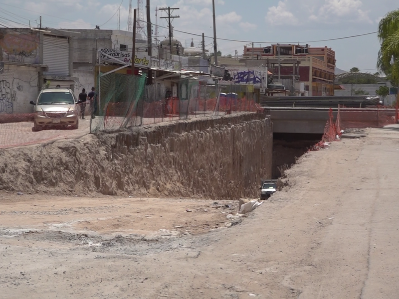 Construcción del Puente 5 de mayo, va lenta pero segura