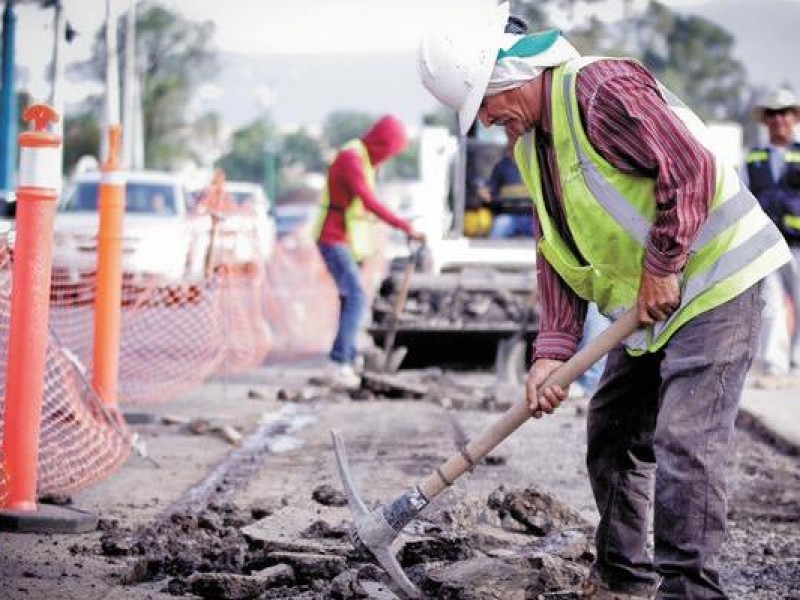 Constructores siguen en la banca, sin obra pública