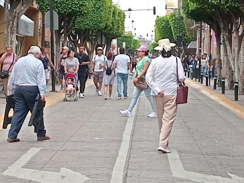 Construyen una ciudad más segura y accesible para quienes caminan