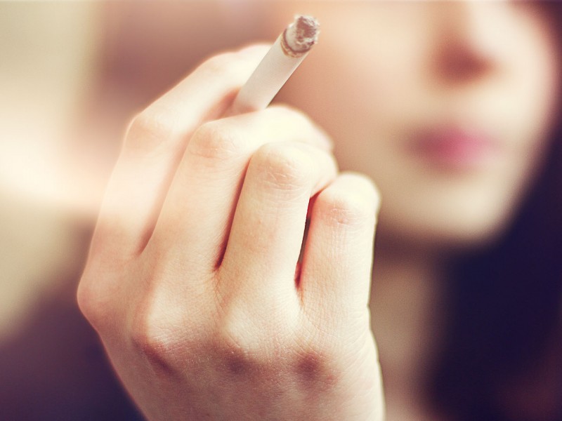 Consumo de tabaco aumenta el riesgo de muerte por covid-19