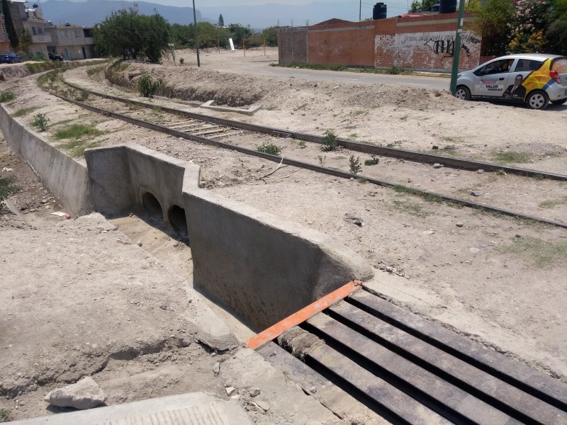 Contaminación e inseguridad dejó obra de Ferrosur