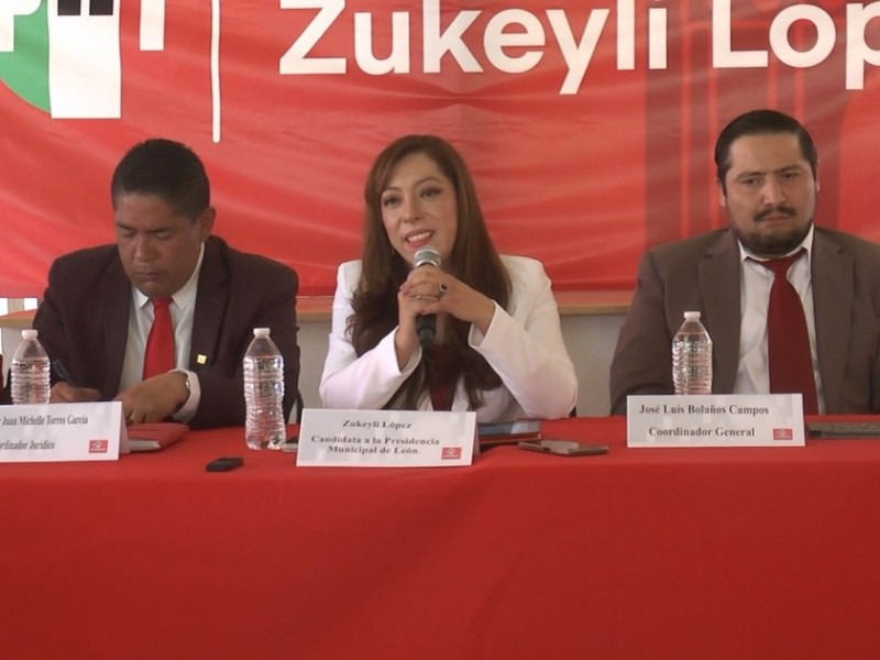 Contenderá Zukeyli López por el PRI para alcaldía de León