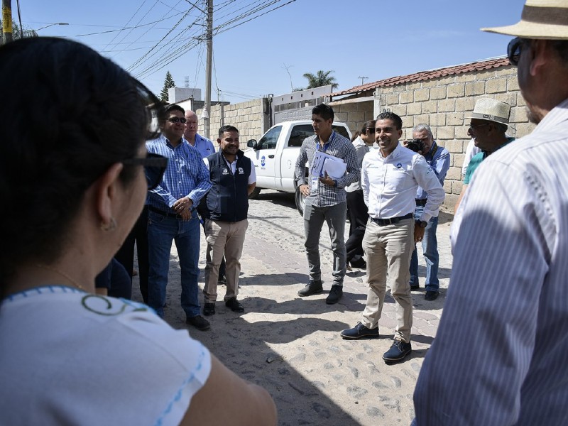 Continúa alcalde recorrido en Colinas del Bosque