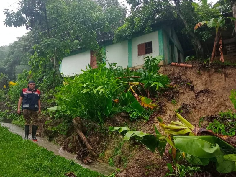 Continúa alerta por lluvias en el municipio de Ozuluama
