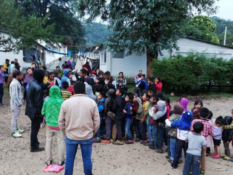 Continúa atención a familias desplazadas en Chiapas