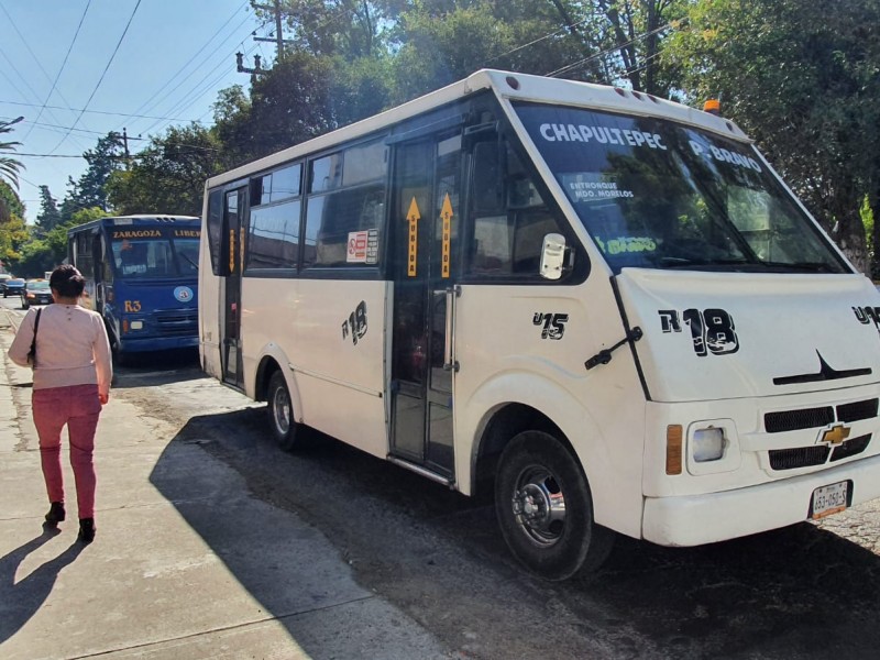 Continúa baja afluencia de alumnos en transporte público