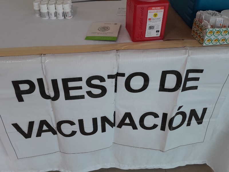 Continúa campaña de vacunación en IMSS Bienestar