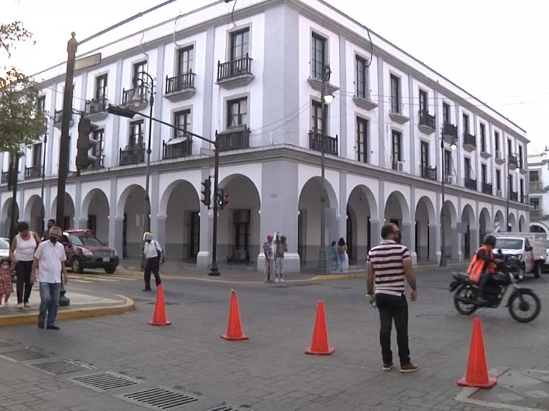 Continua cerrada avenida Ignacio Zaragoza en la ciudad de Veracruz