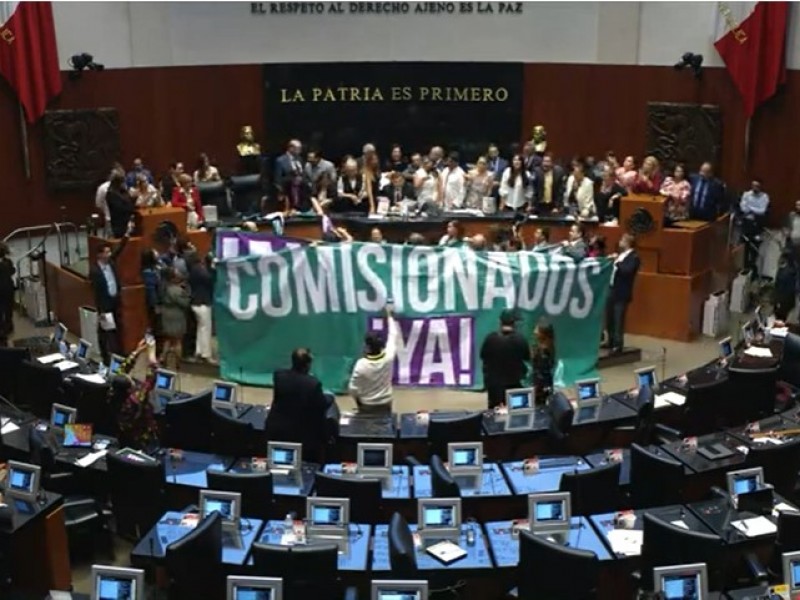 Continúa conflicto en el Senado