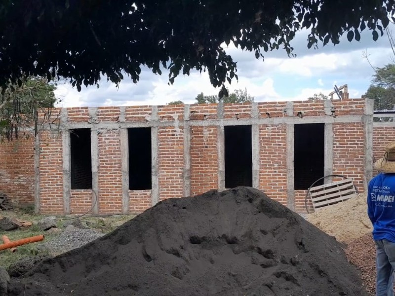 Continúa construcción instituto de la discapacidad  en Jiquilpan