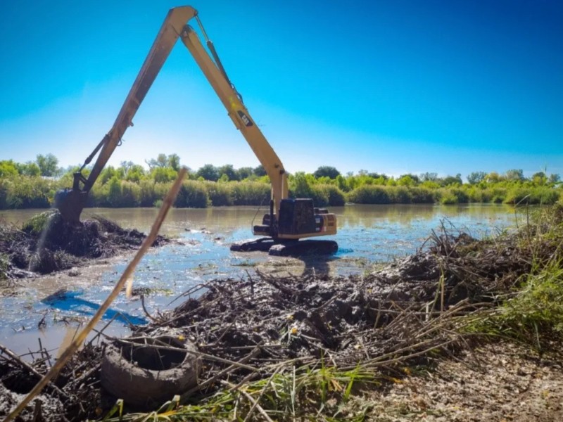 DURS: Marina retrasa labores de dragado del río Sinaloa