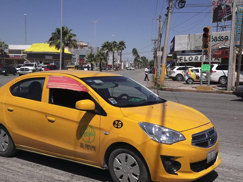 Continúa ejecución de obras de infraestructura vial en Torreón