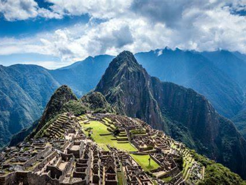 Continúa el paro en Machu Picchu con turistas extranjeros varados