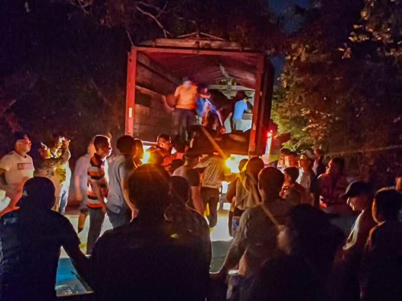 Continúa el rescate de familias en Tuxpan