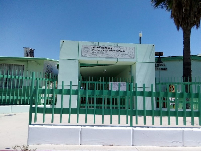 Continua el robo a escuelas publicas en SLRC