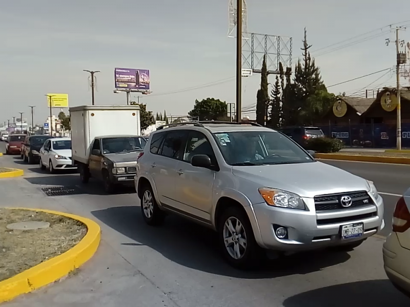 Continúa indignación por desabasto de combustible