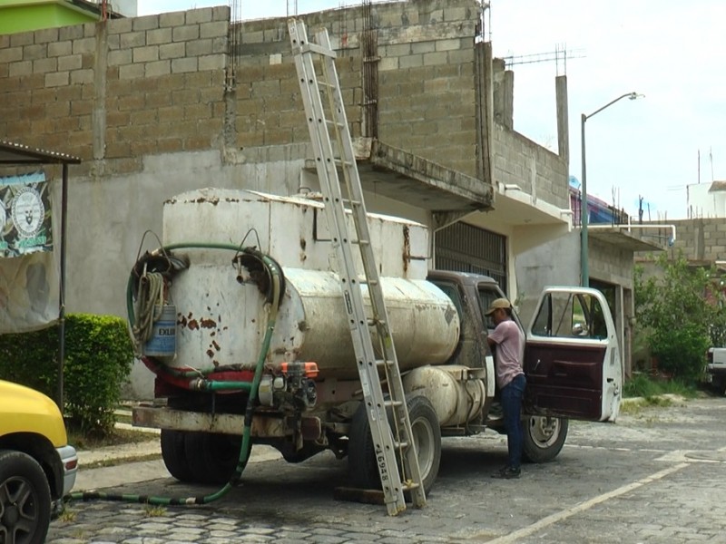 Continúa irregularidad en el servicio de agua potable en petropolis
