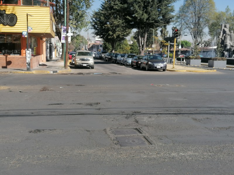 Continúa mal estado de las calles en Toluca