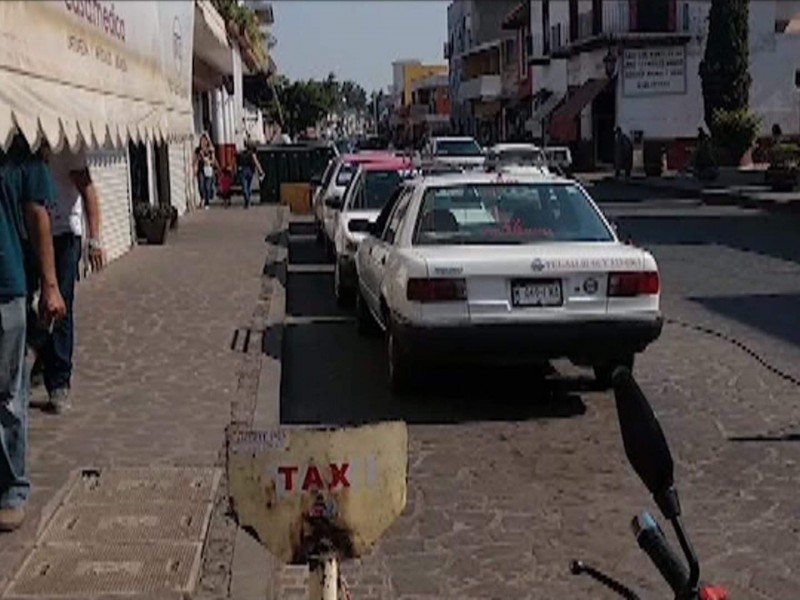 Continúa mala temporada para taxistas de Jiquilpan