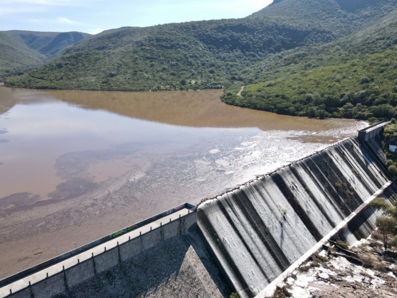 Continúa monitoreo en presas y bordos de El Marqués