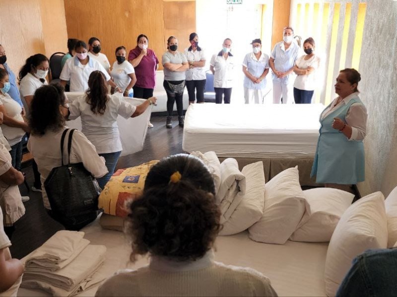 Continúa programa de capacitación turística en Michoacán