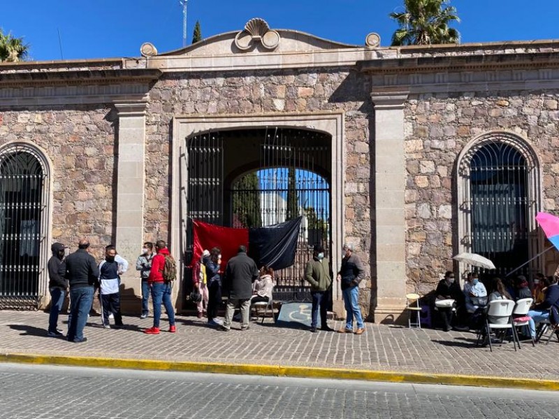 Continua protesta de magisterio