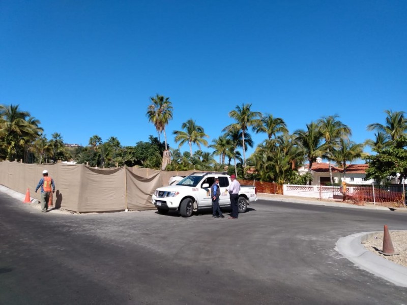 Continúa suspendida obra de caseta en palmilla