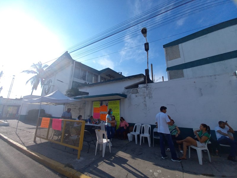 Continúa tomada escuela José Azueta de Boca del Río