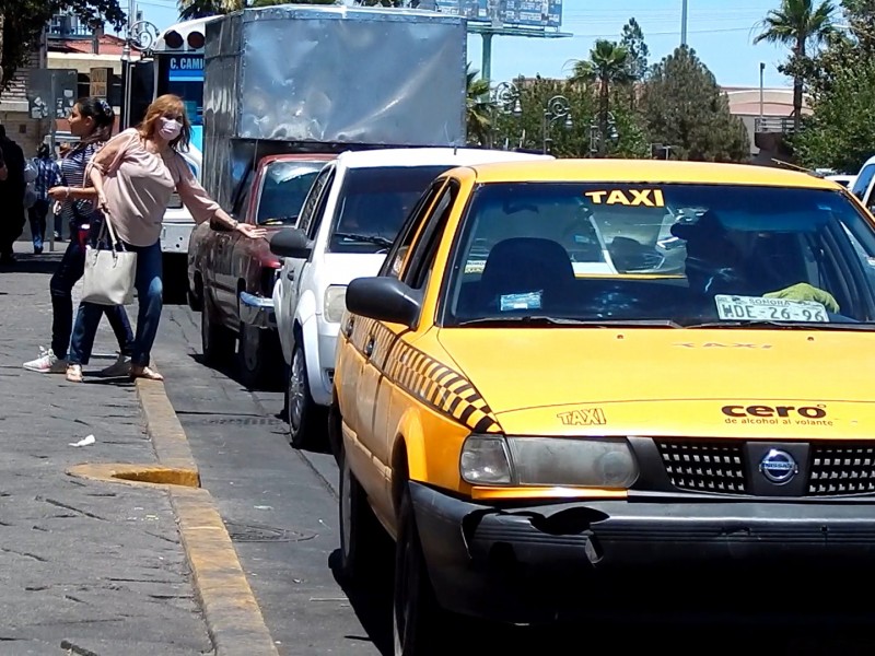 Continúan aplicando medidas sanitarias en transporte