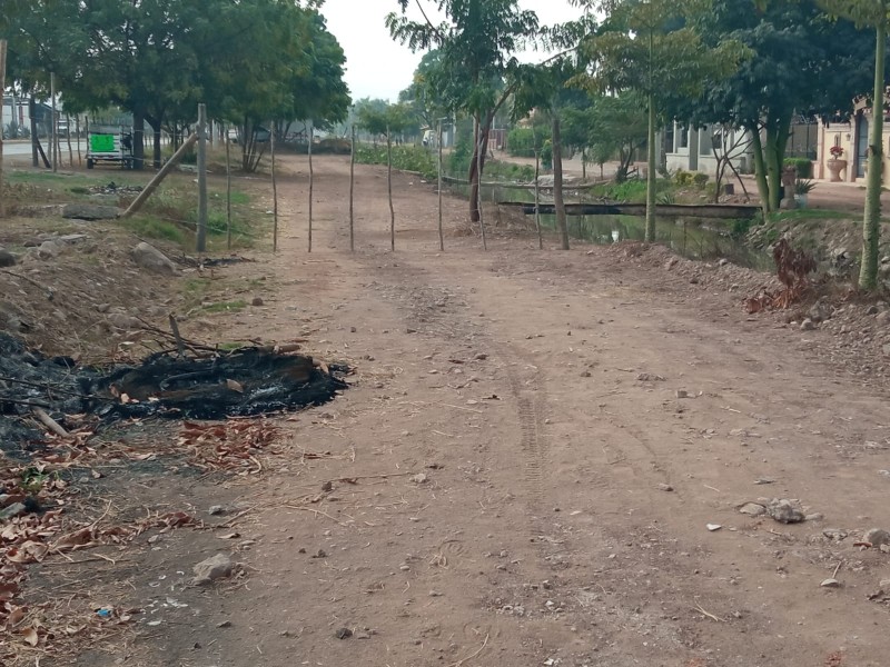 Continúan invasiones sobre la carretera Los Mochis-San Blas