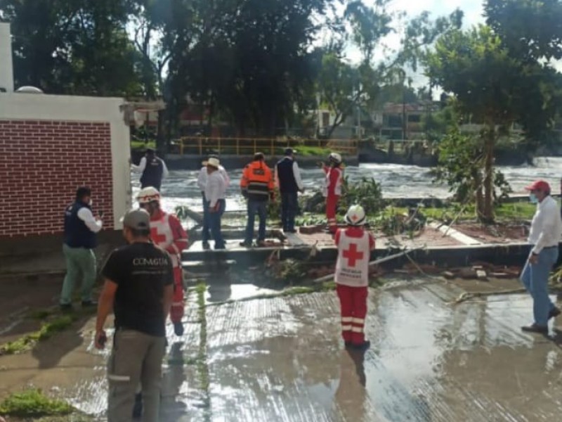 Continúan labores de limpieza en zonas afectadas de Tula