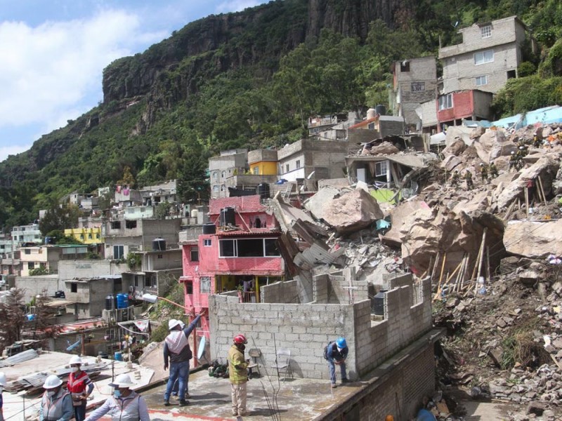 Continúan labores de rescate en el Cerro del Chiquihuite