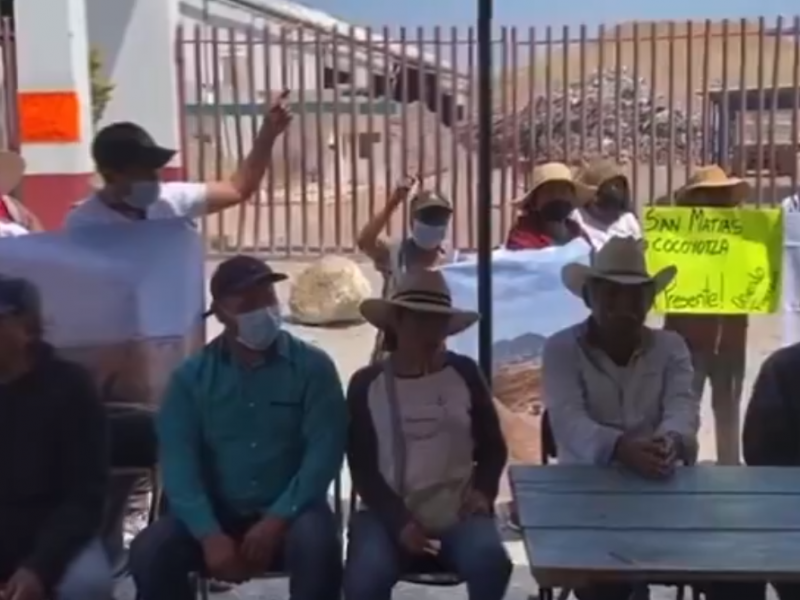 Continúan manifestación en contra de relleno sanitario de Cholula