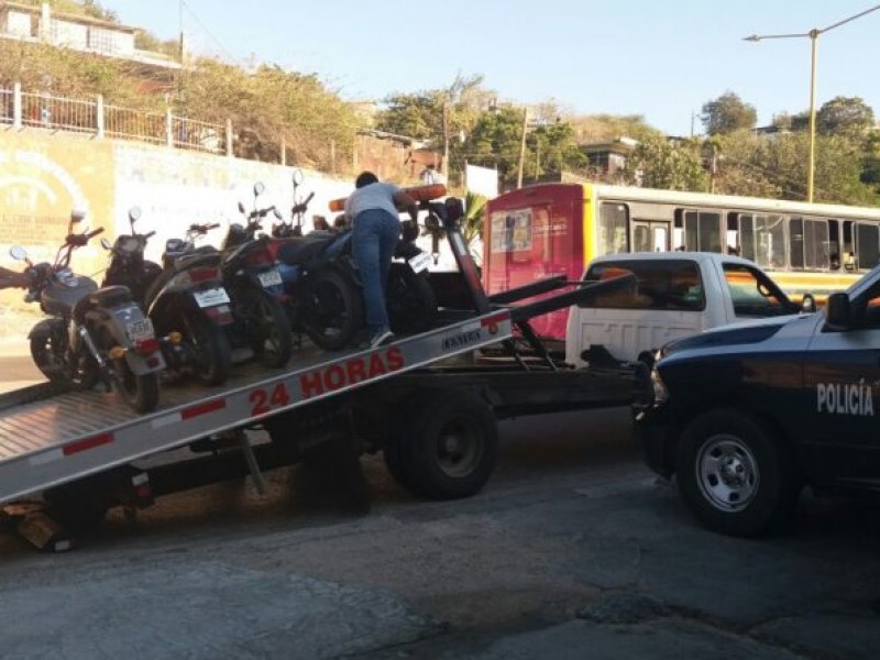 Continúan operativos contra motocicletas irregulares en el Istmo