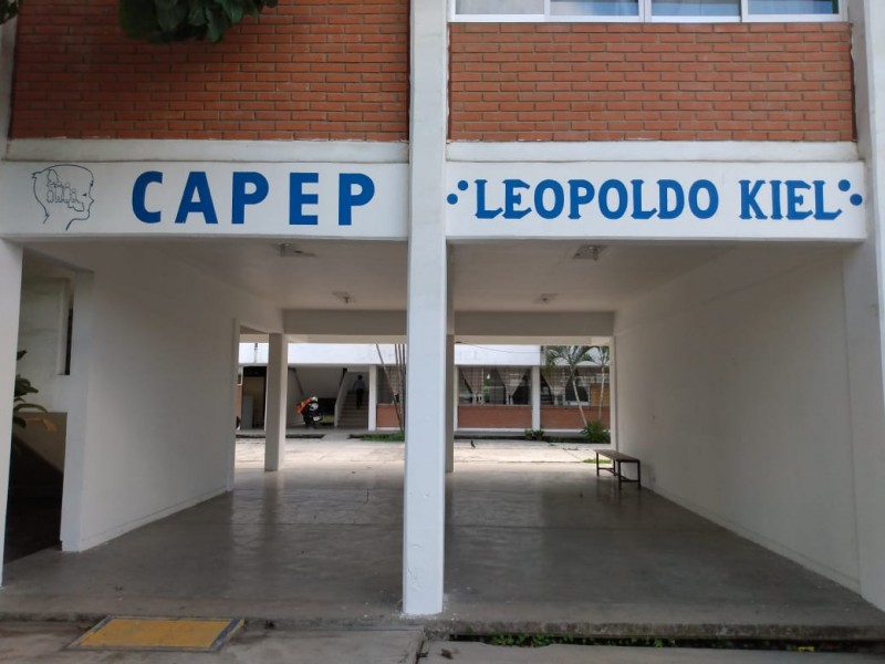 Continúan pendientes plazas docentes para el CAPEP