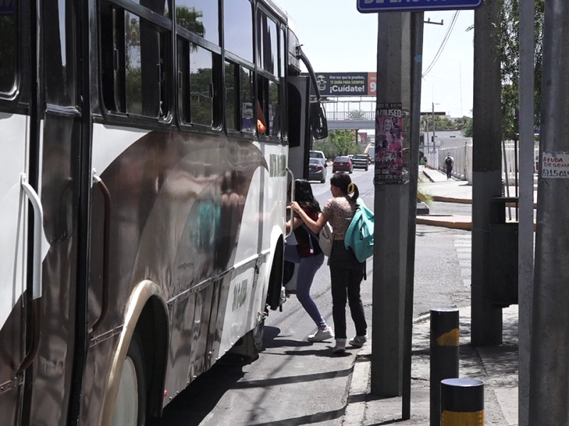 Continúan quejas contra choferes de transporte público en Torreón