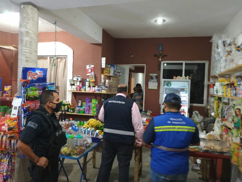 Continúan recorridos en tianguis, mercados y comercio establecido