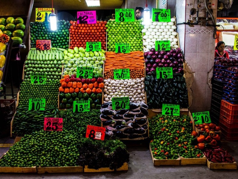 Continúan subiendo de precio cebolla y tomate en Nayarit