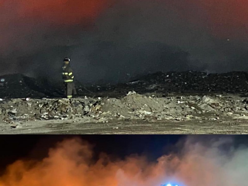 Continúan trabajando para extinguir incendio en relleno sanitario