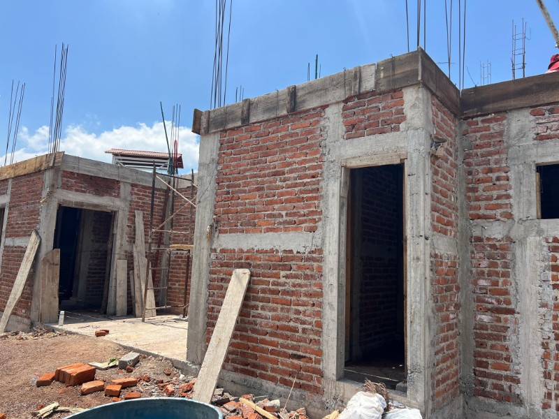 Continúan trabajos de mantenimiento en parque 