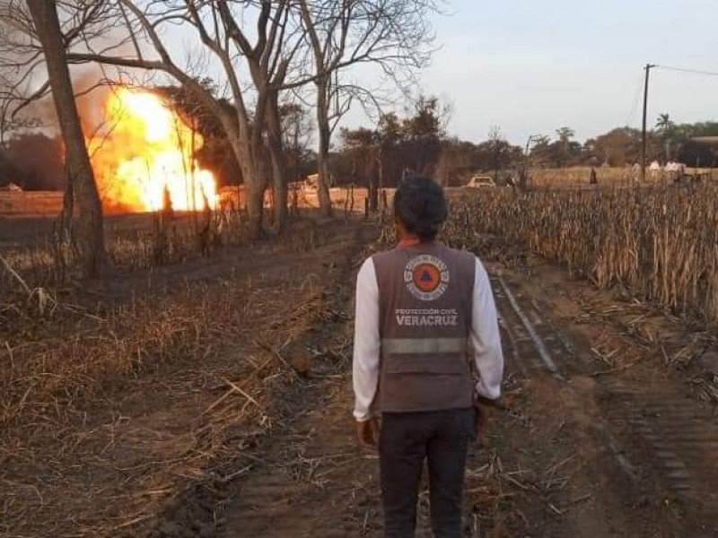 Continúan trabajos por fuga de gas en Chacaltianguis