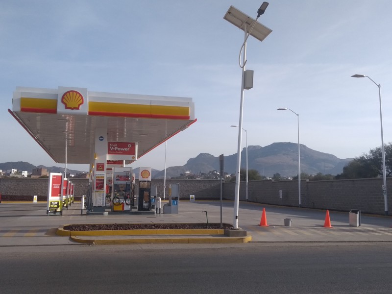 Continuará el desabasto de gasolina