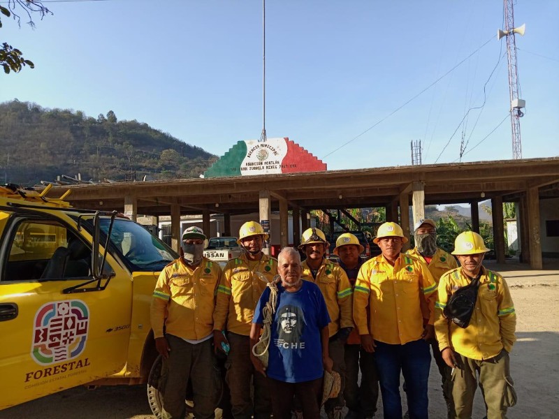 Controlan al 100% incendio forestal en San Juan Juquila Mixes